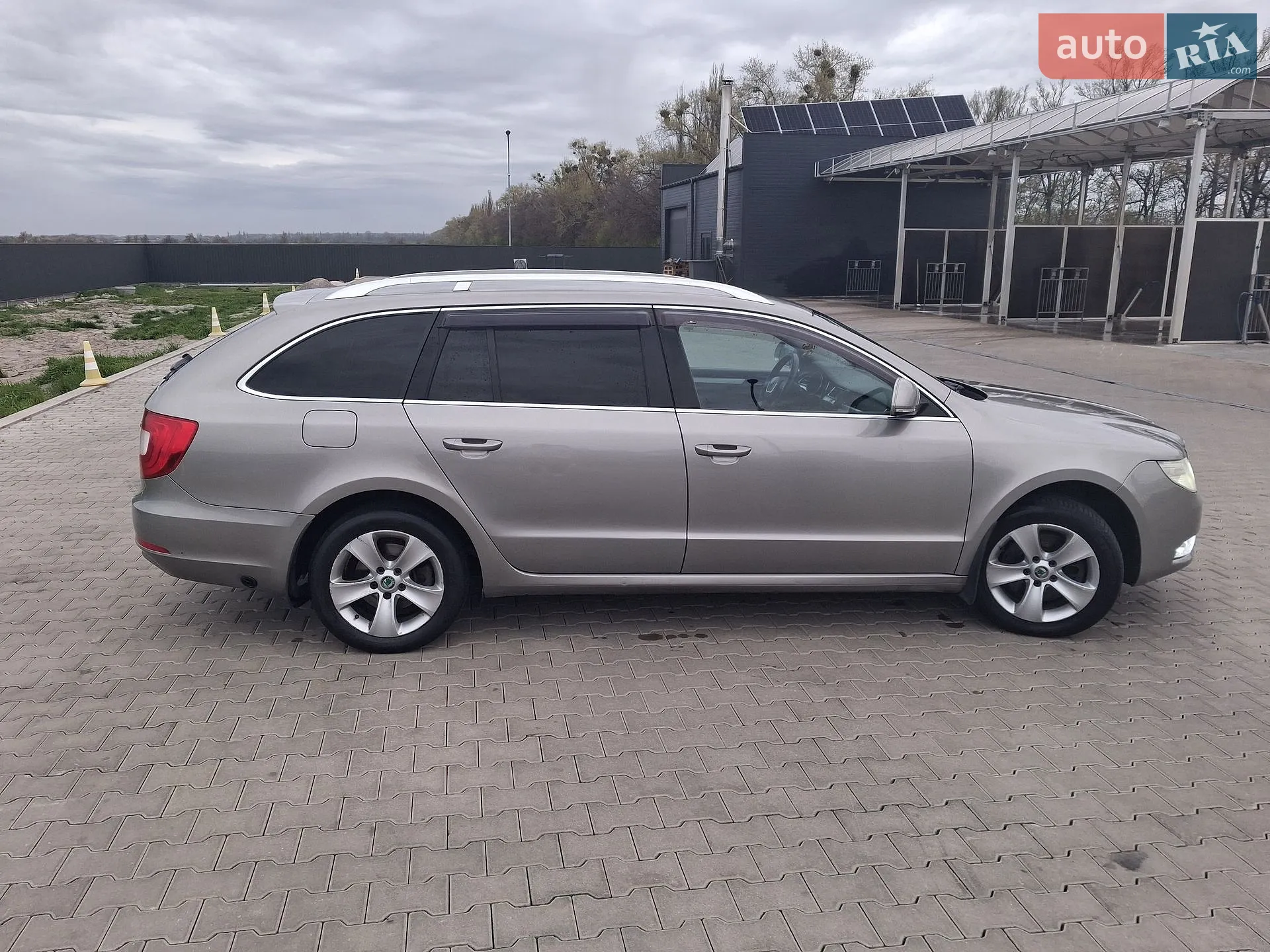 2013 Skoda Superb - мініатюра 4