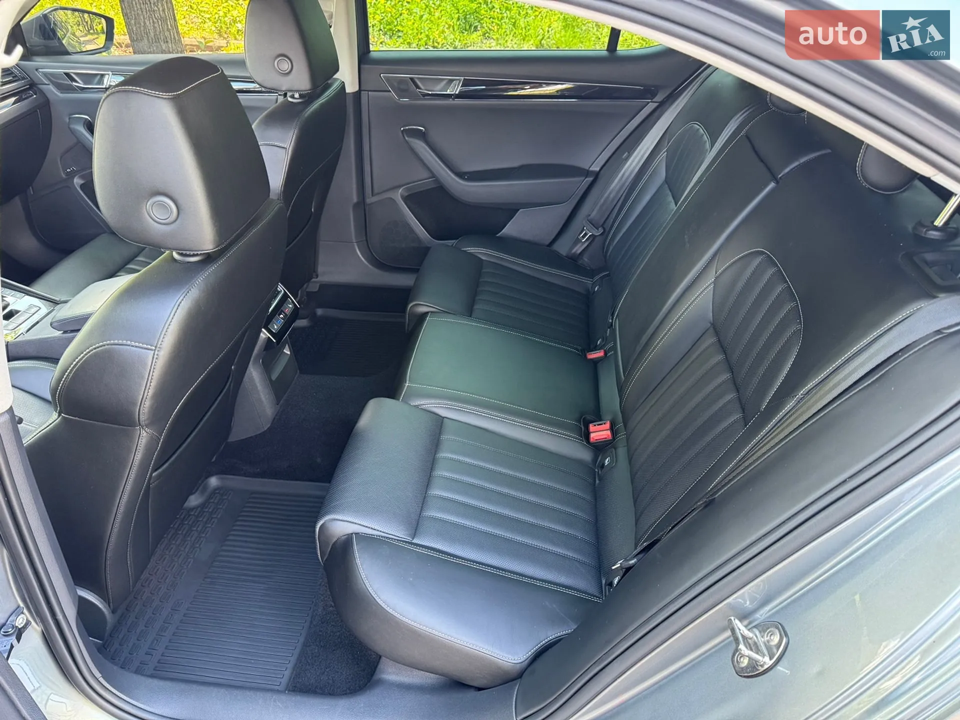 2019 Skoda Superb - мініатюра 8