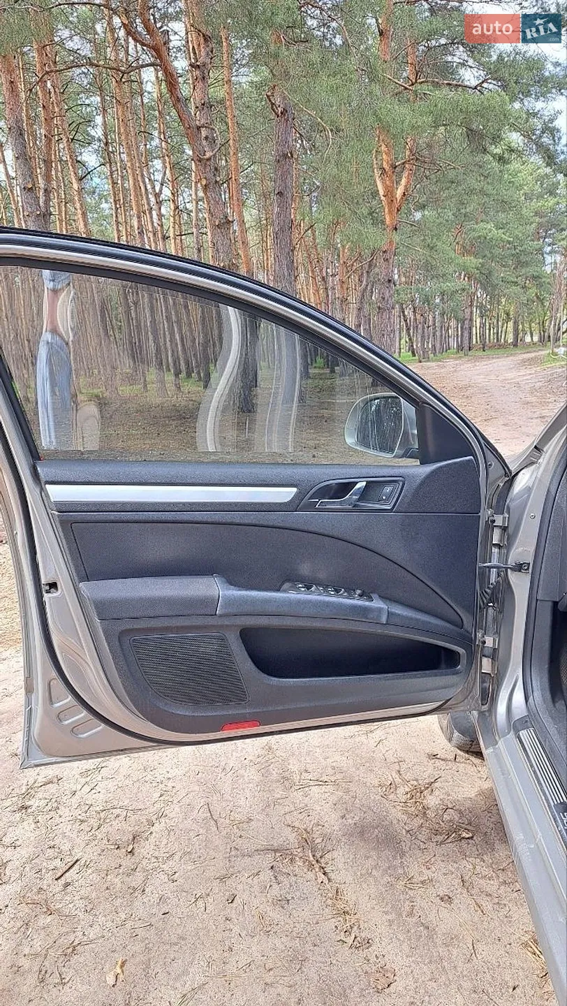 2010 Skoda Superb - мініатюра 11