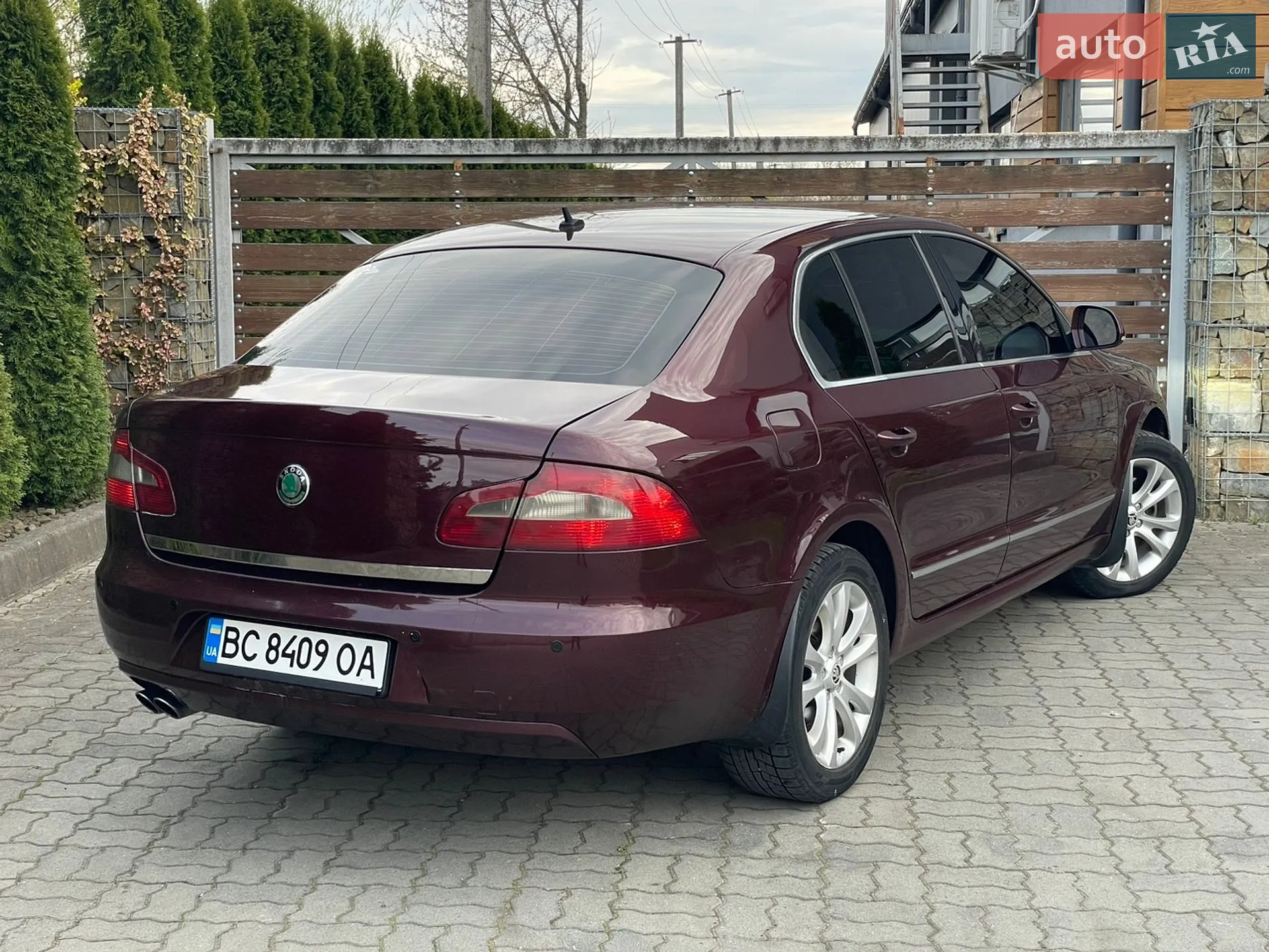 2010 Skoda Superb - мініатюра 23