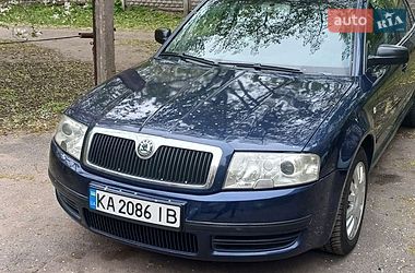 Лифтбек Skoda Superb 2002 в Киеве