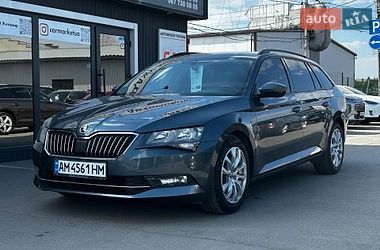 Універсал Skoda Superb 2017 в Житомирі