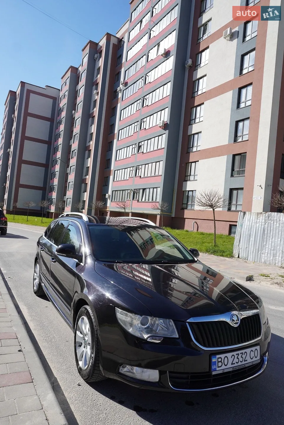 2010 Skoda Superb - мініатюра 3
