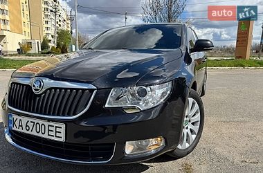 Лифтбек Skoda Superb 2011 в Киеве
