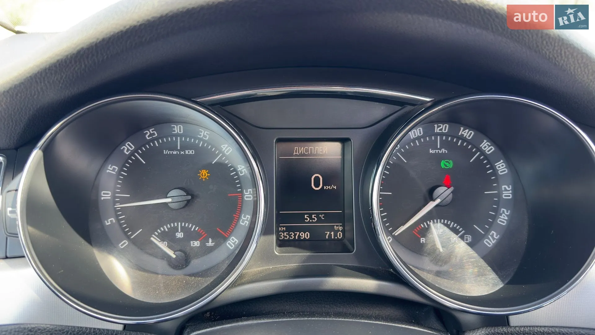 2011 Skoda Superb - мініатюра 13