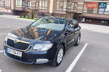 Лифтбек Skoda Superb 2012 в Чернигове