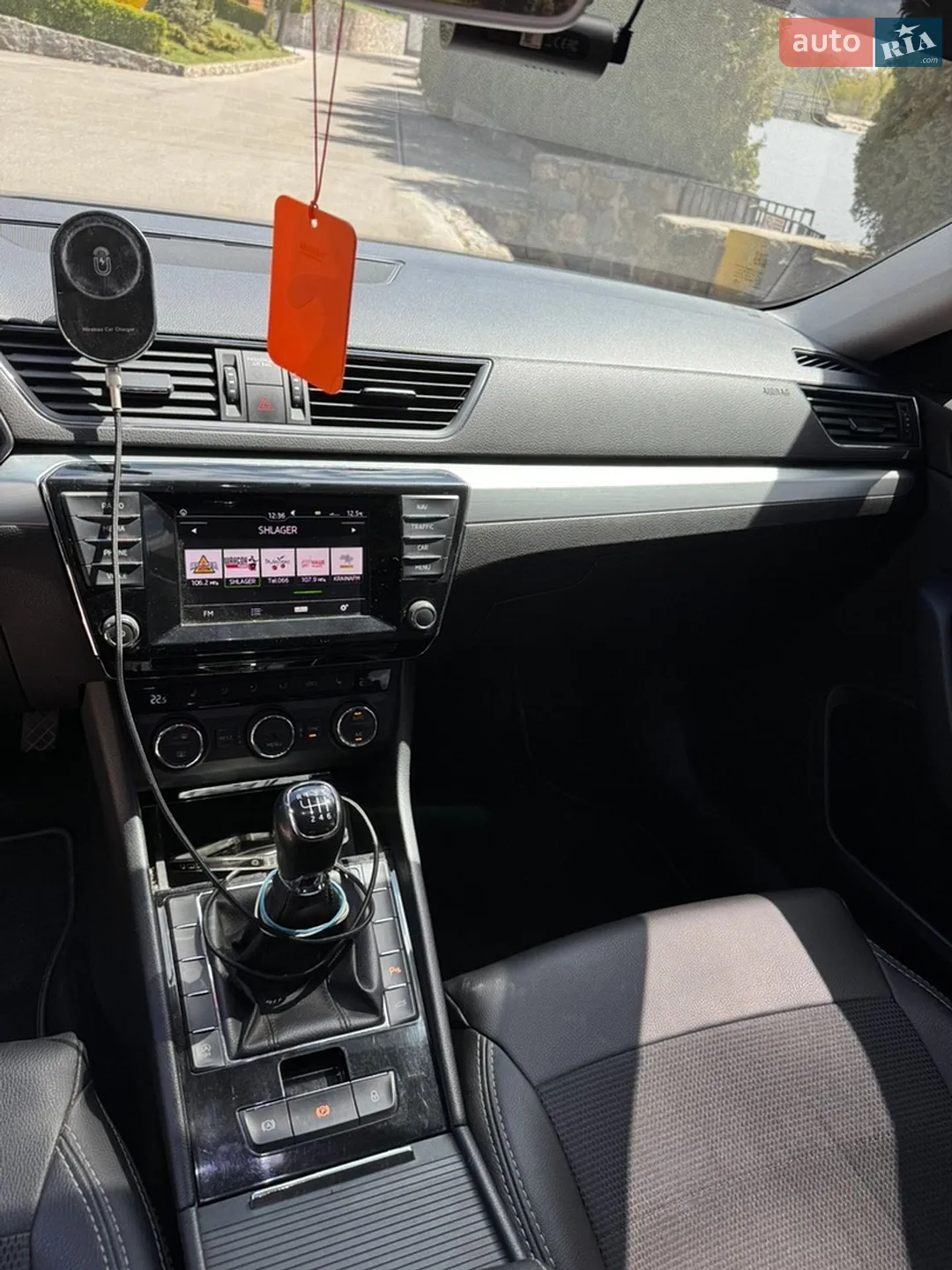 2015 Skoda Superb - мініатюра 24