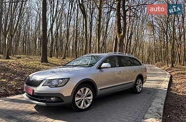 Универсал Skoda Superb 2014 в Луцке