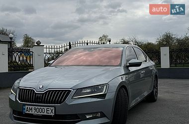 Лифтбек Skoda Superb 2019 в Звягеле