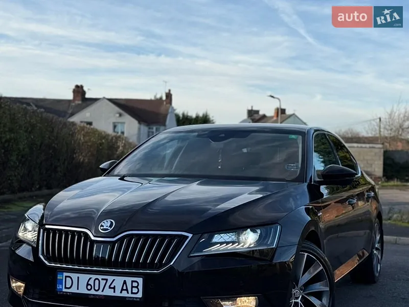Skoda Superb 2017 VIN TMBAJ9NP3J7524408 фото оголошення 5 з 62