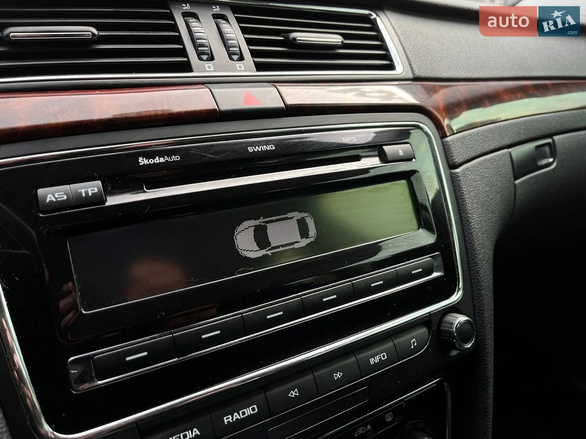 2013 Skoda Superb - мініатюра 24