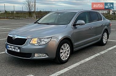 Ліфтбек Skoda Superb 2012 в Чернівцях