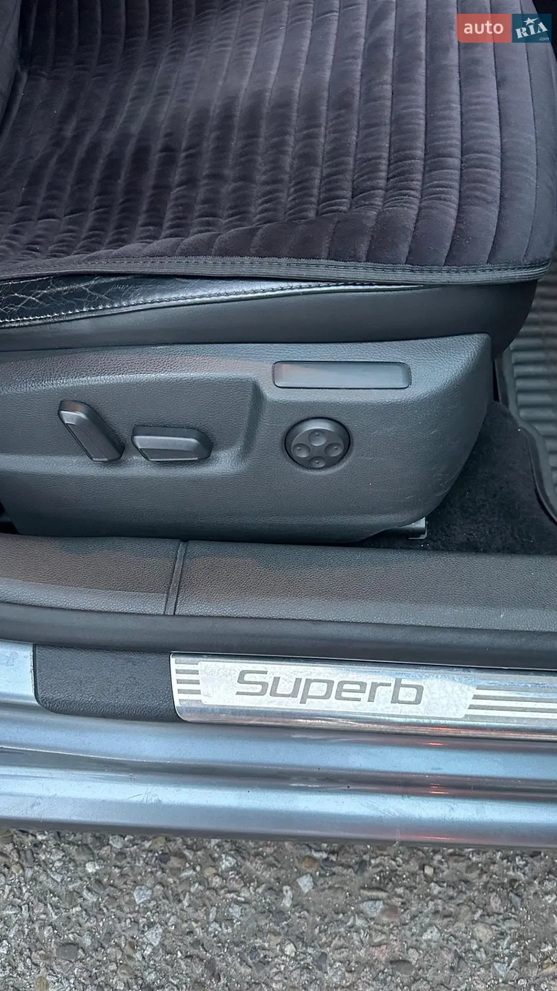 2011 Skoda Superb - мініатюра 15