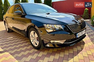 Ліфтбек Skoda Superb 2017 в Тячеві
