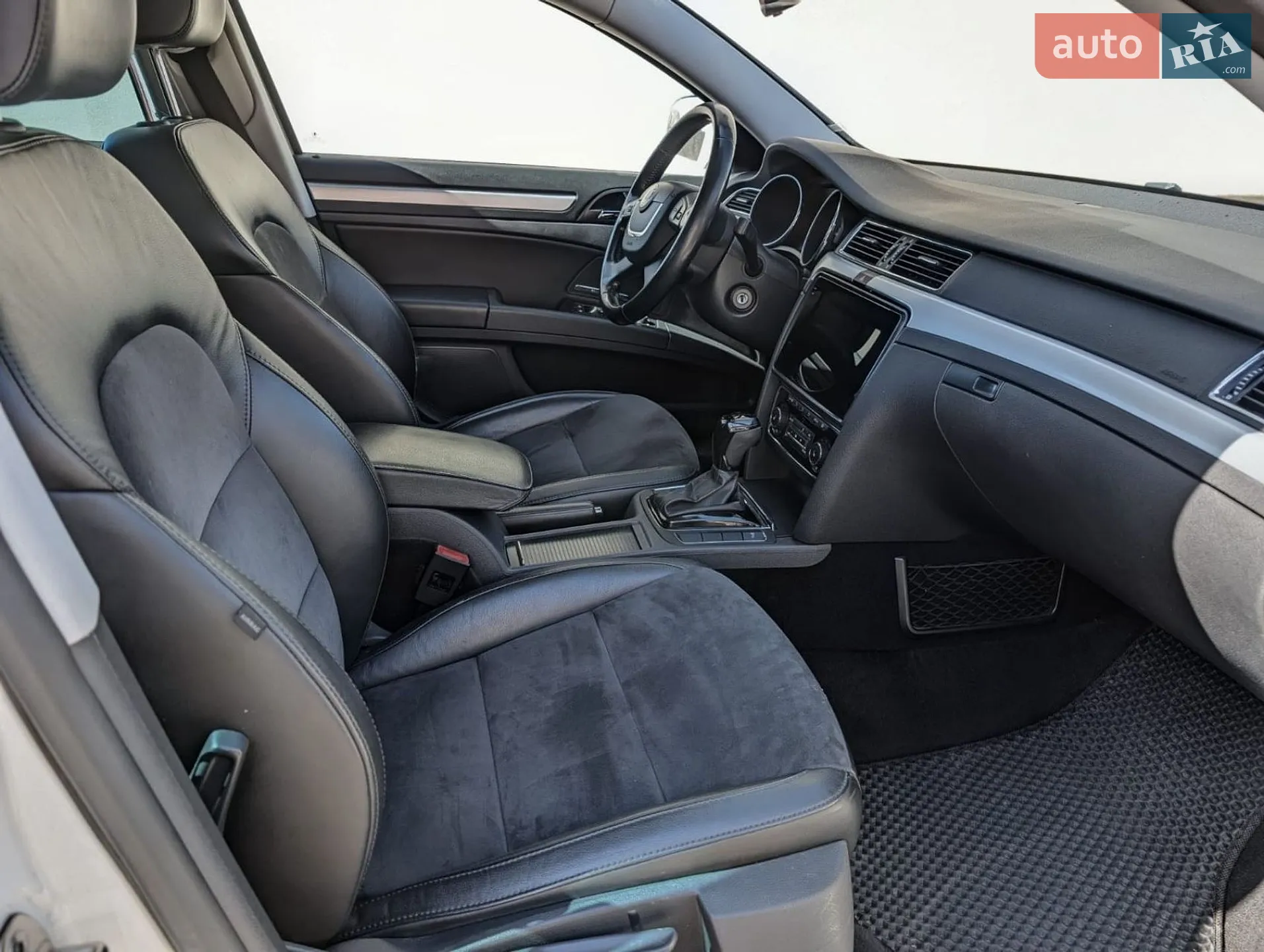 2013 Skoda Superb - мініатюра 10
