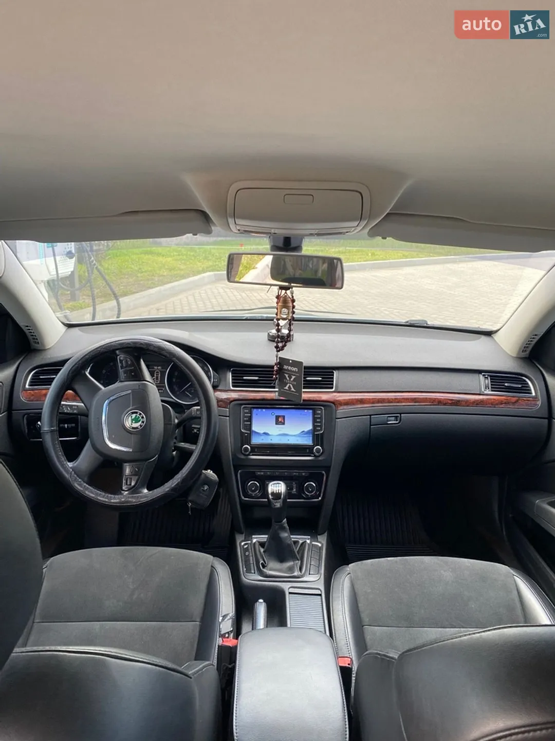2011 Skoda Superb - мініатюра 11