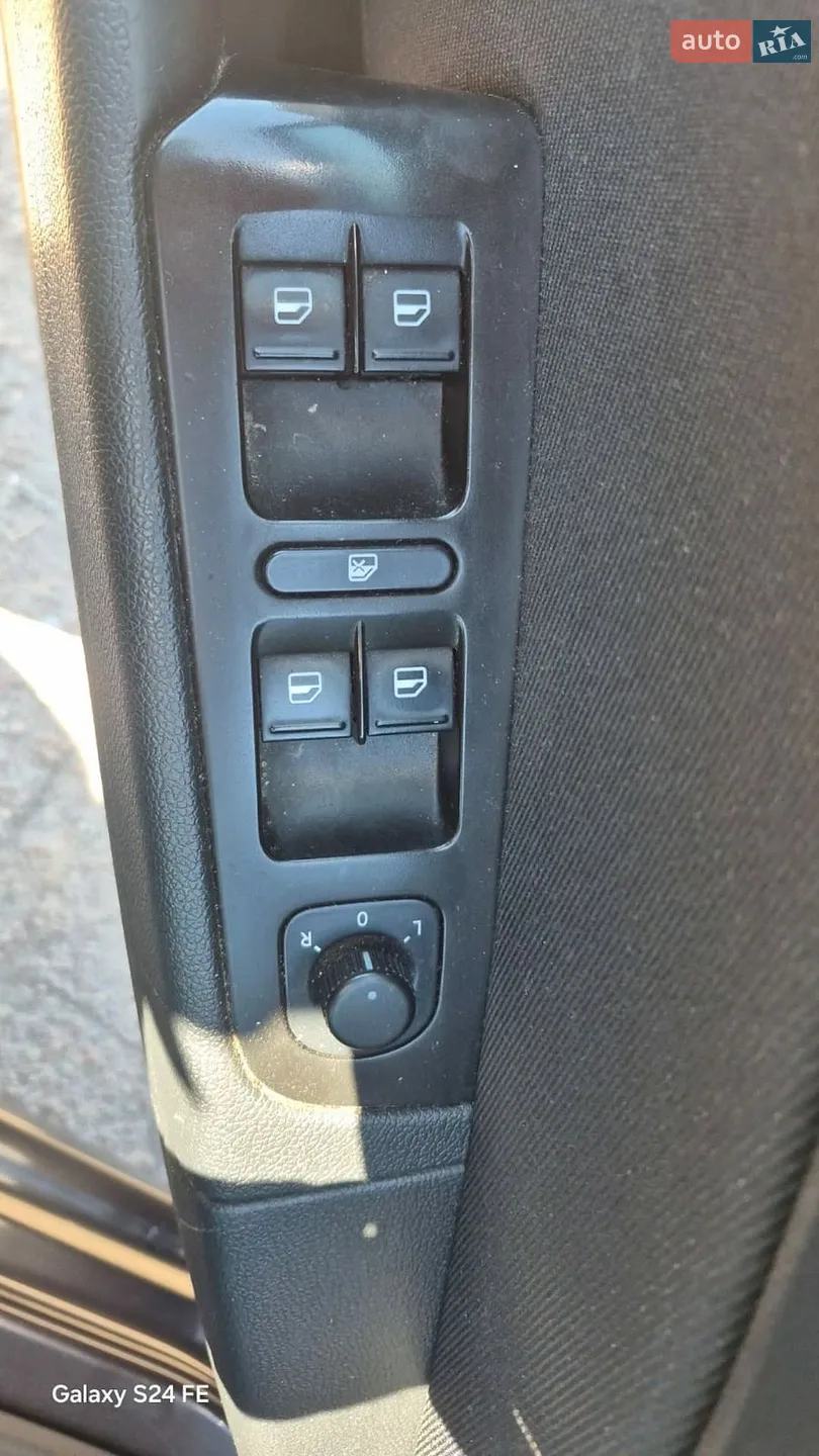 2011 Skoda Superb - мініатюра 15