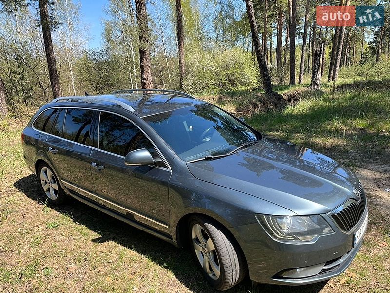 Универсал Skoda Superb 2014 в Киеве