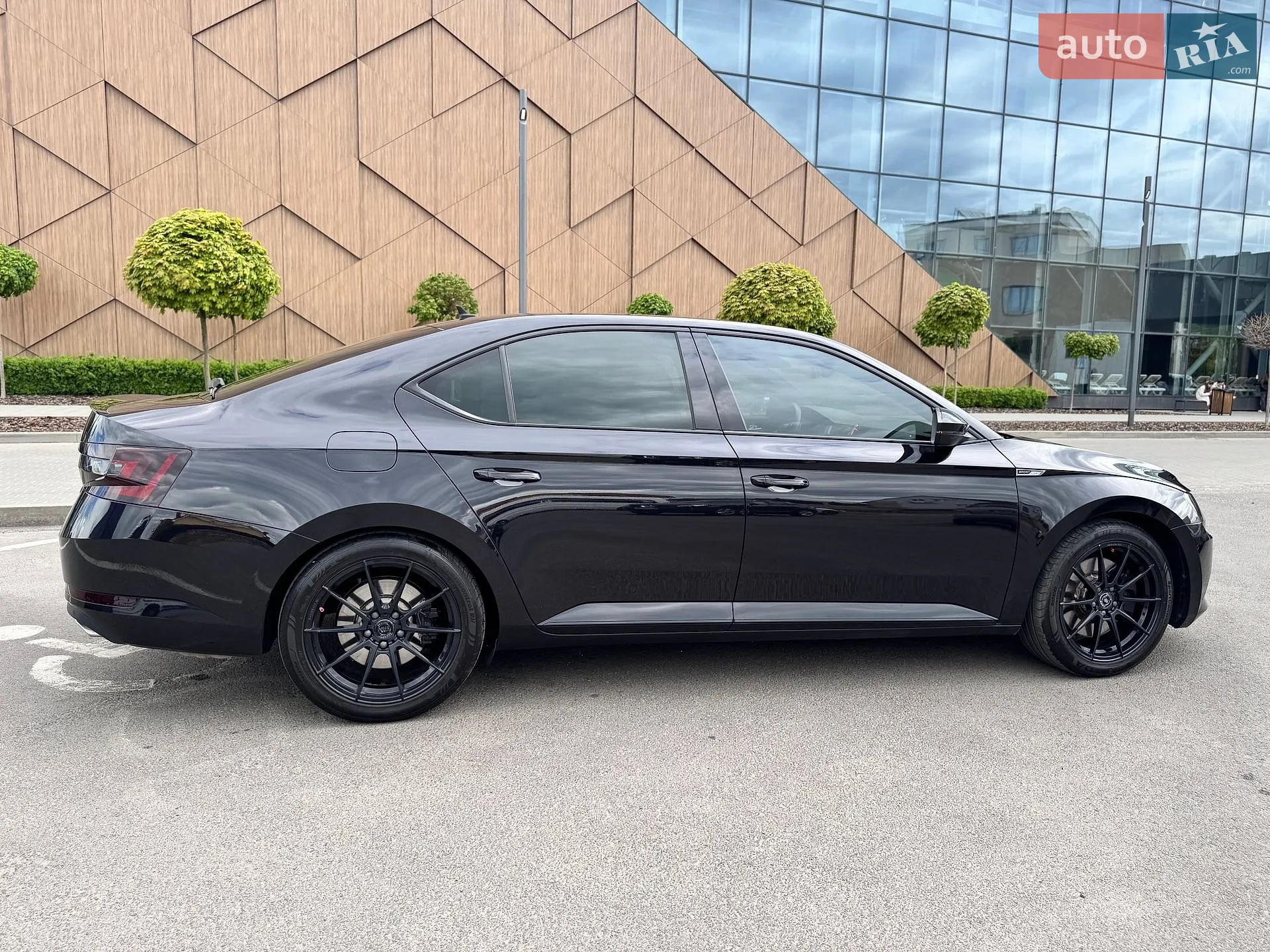 2018 Skoda Superb - мініатюра 14