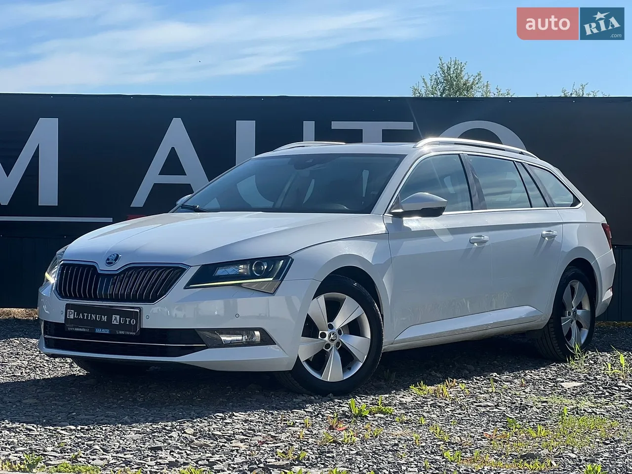 2017 Skoda Superb - мініатюра 32