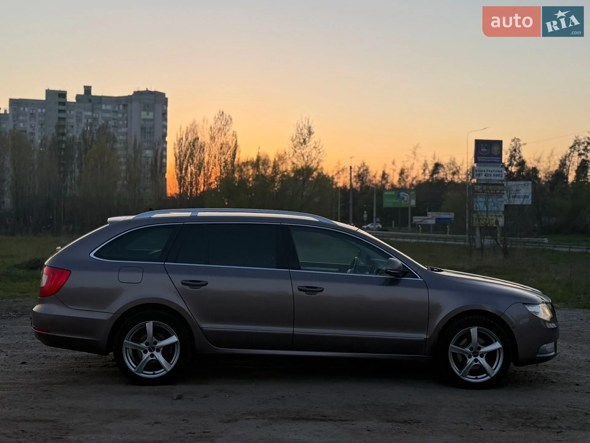2012 Skoda Superb - мініатюра 6