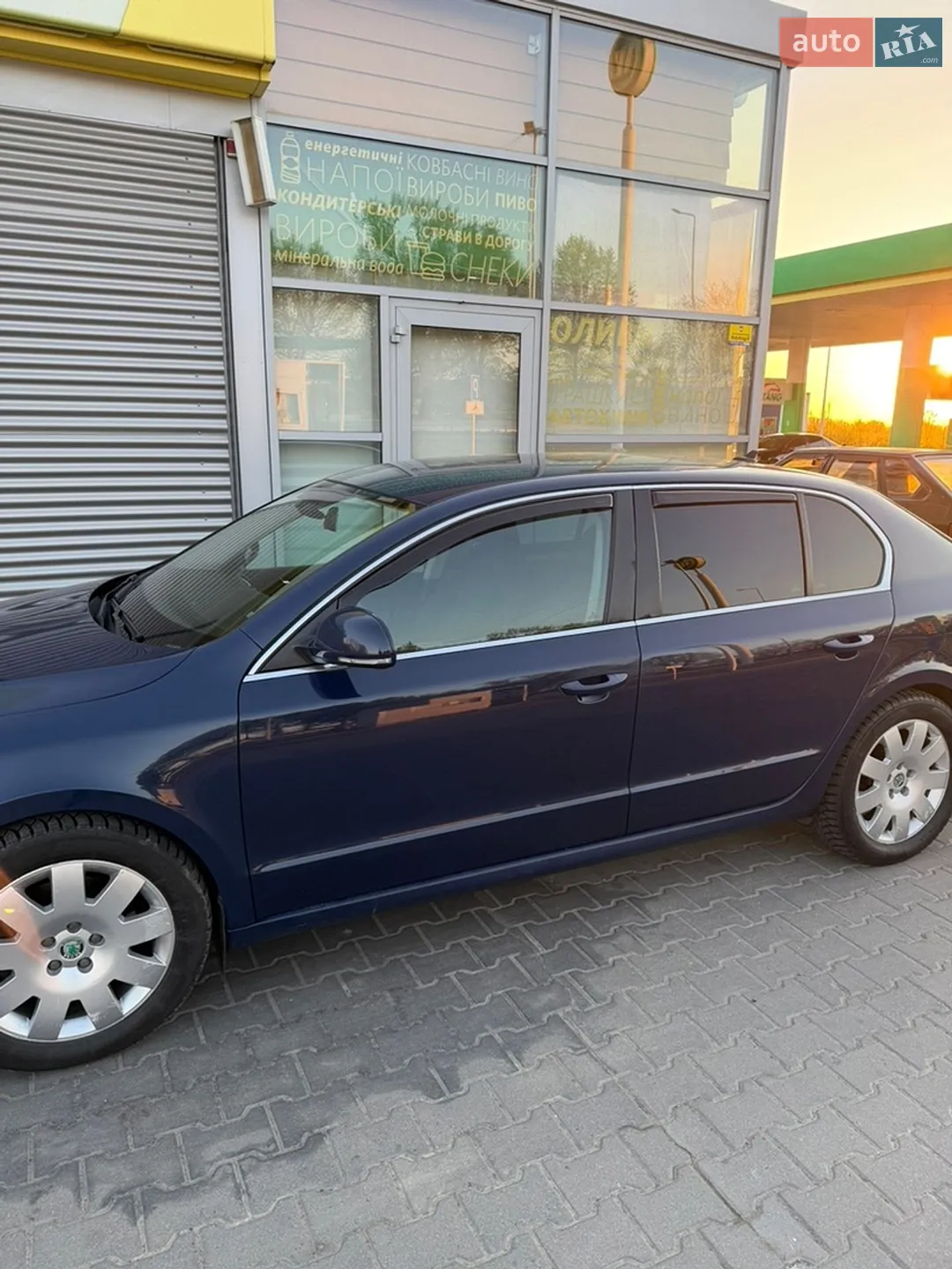 2010 Skoda Superb - мініатюра 7