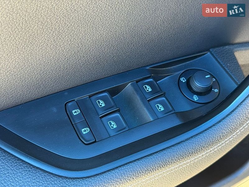 Универсал Skoda Superb 2023 в Луцке