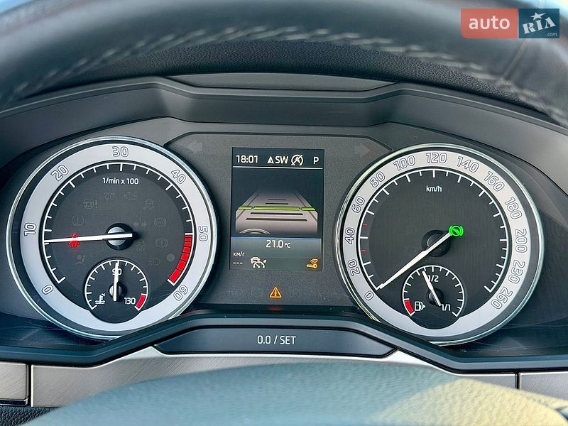 Лифтбек Skoda Superb 2019 в Днепре