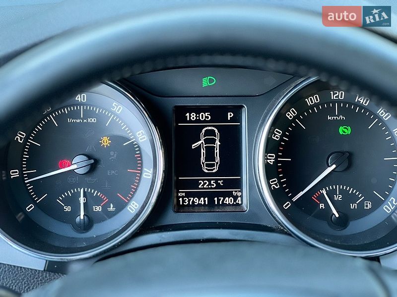 Универсал Skoda Superb 2012 в Николаеве