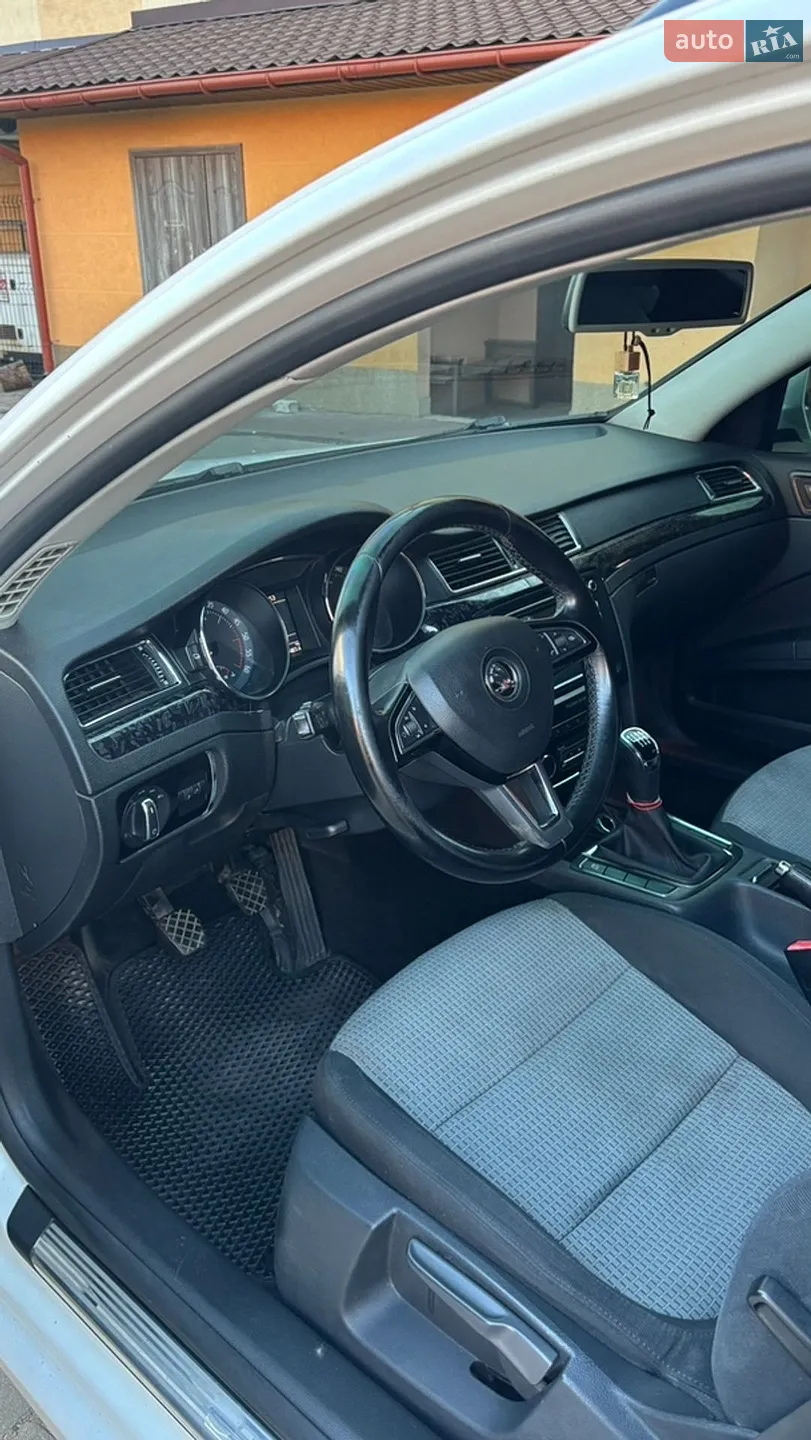 2011 Skoda Superb - мініатюра 9