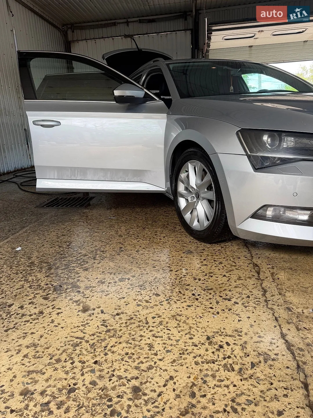 2017 Skoda Superb - мініатюра 4