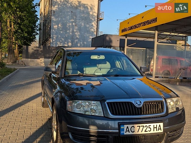 Лифтбек Skoda Superb 2007 в Луцке