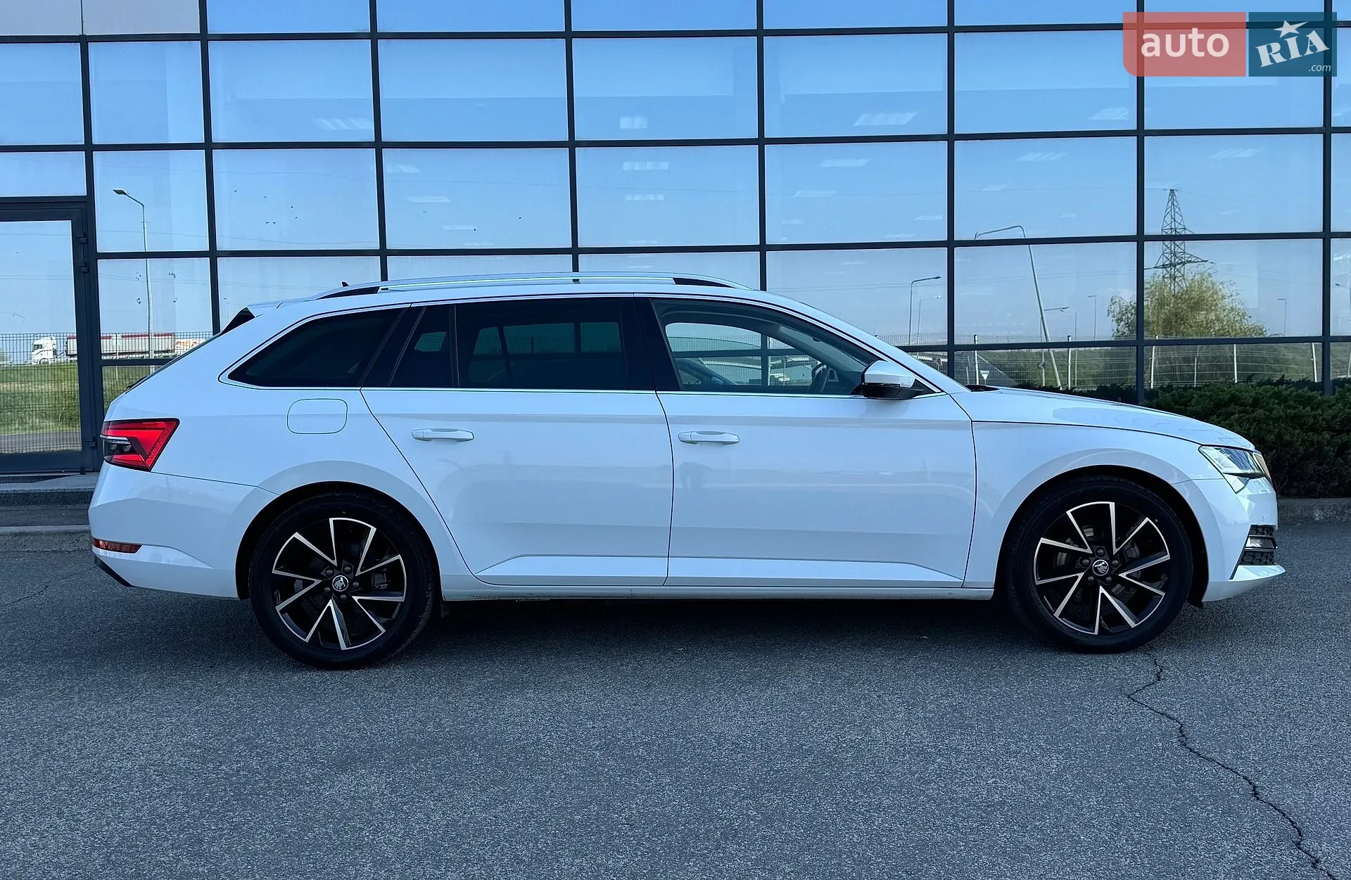 2021 Skoda Superb - мініатюра 6