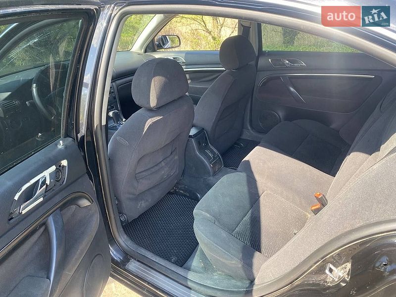 Лифтбек Skoda Superb 2005 в Полтаве