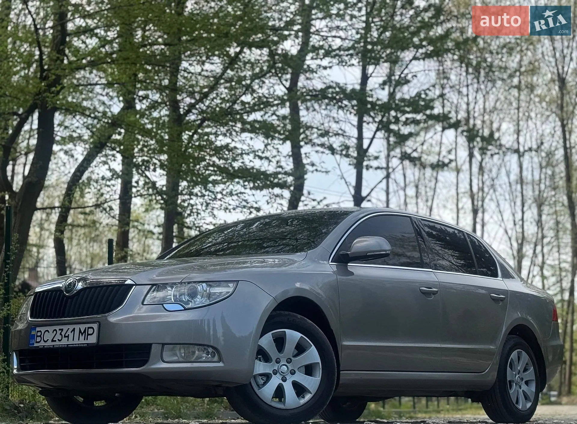 2013 Skoda Superb - мініатюра 7