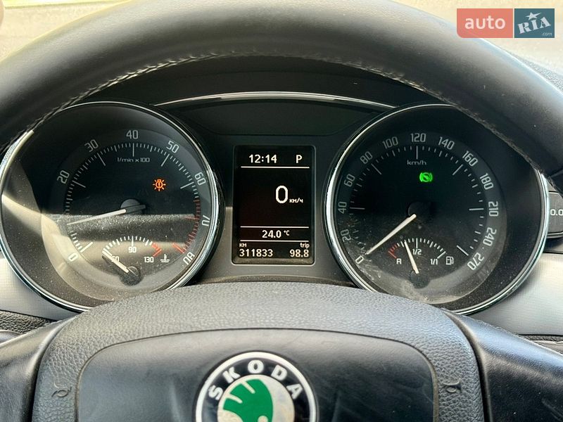 Лифтбек Skoda Superb 2011 в Киеве