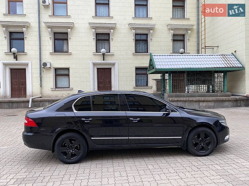 Лифтбек Skoda Superb 2009 в Запорожье