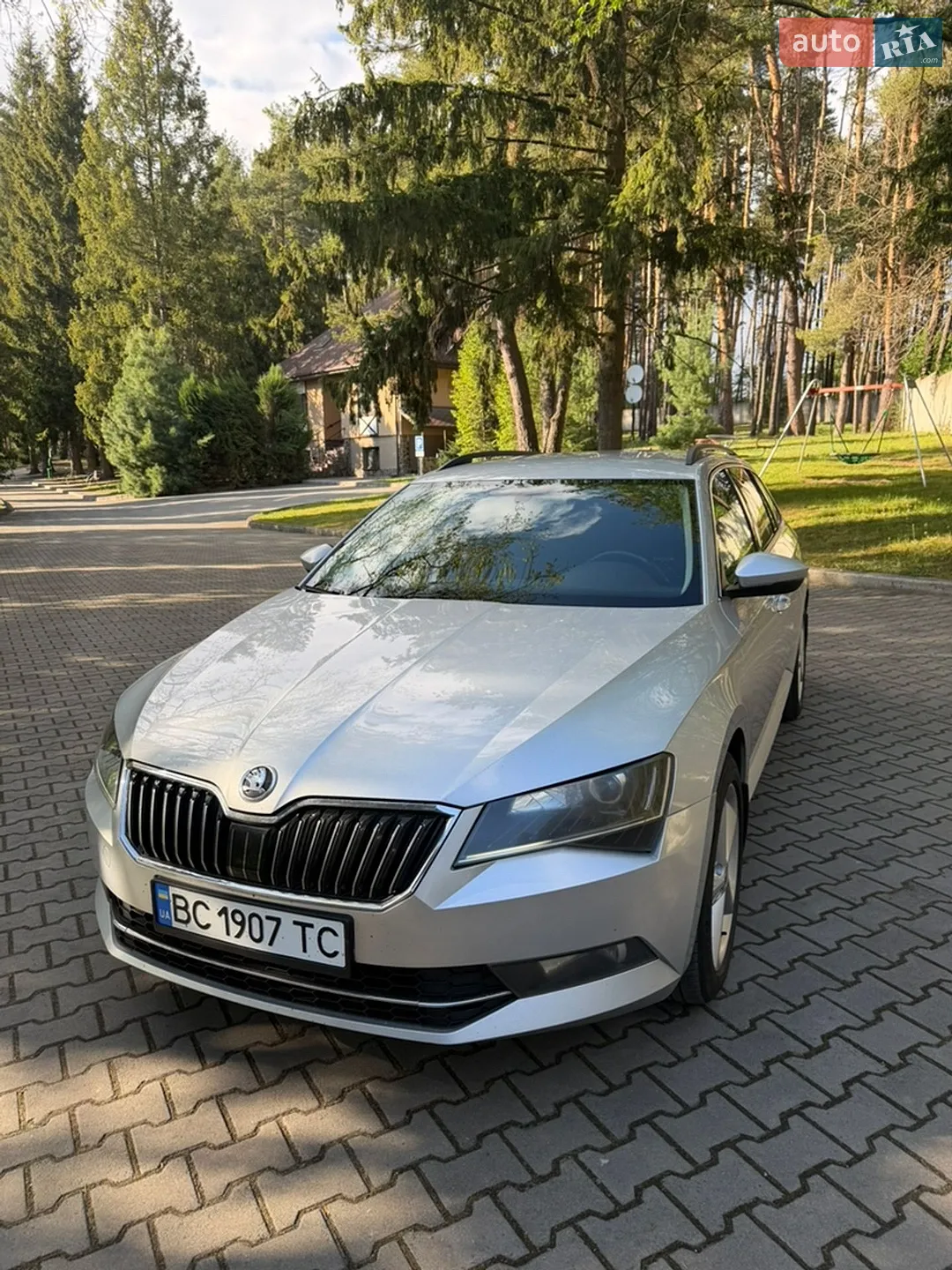 2015 Skoda Superb - мініатюра 2