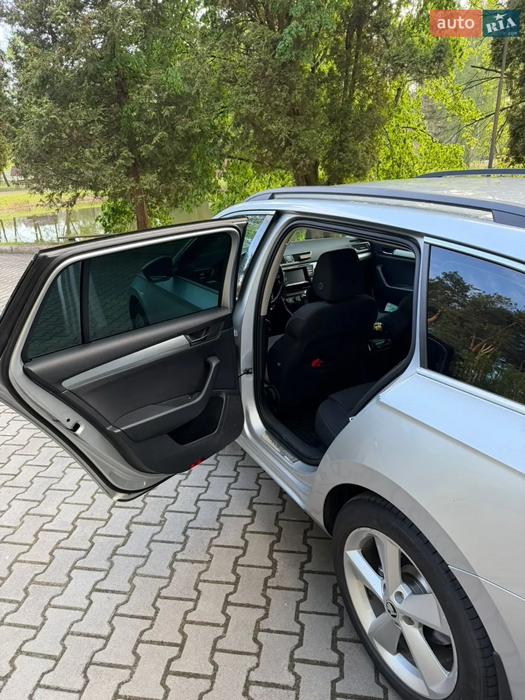 2015 Skoda Superb - мініатюра 16
