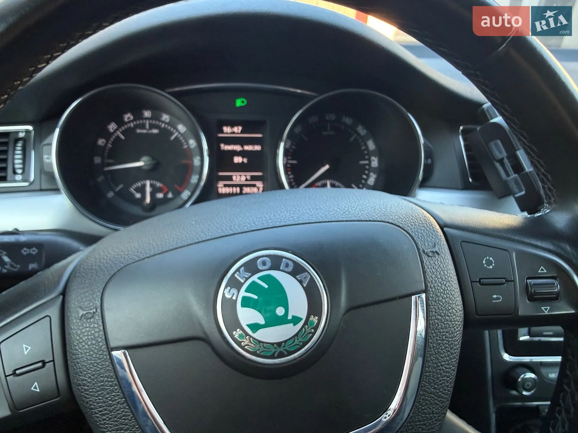 2010 Skoda Superb - мініатюра 22