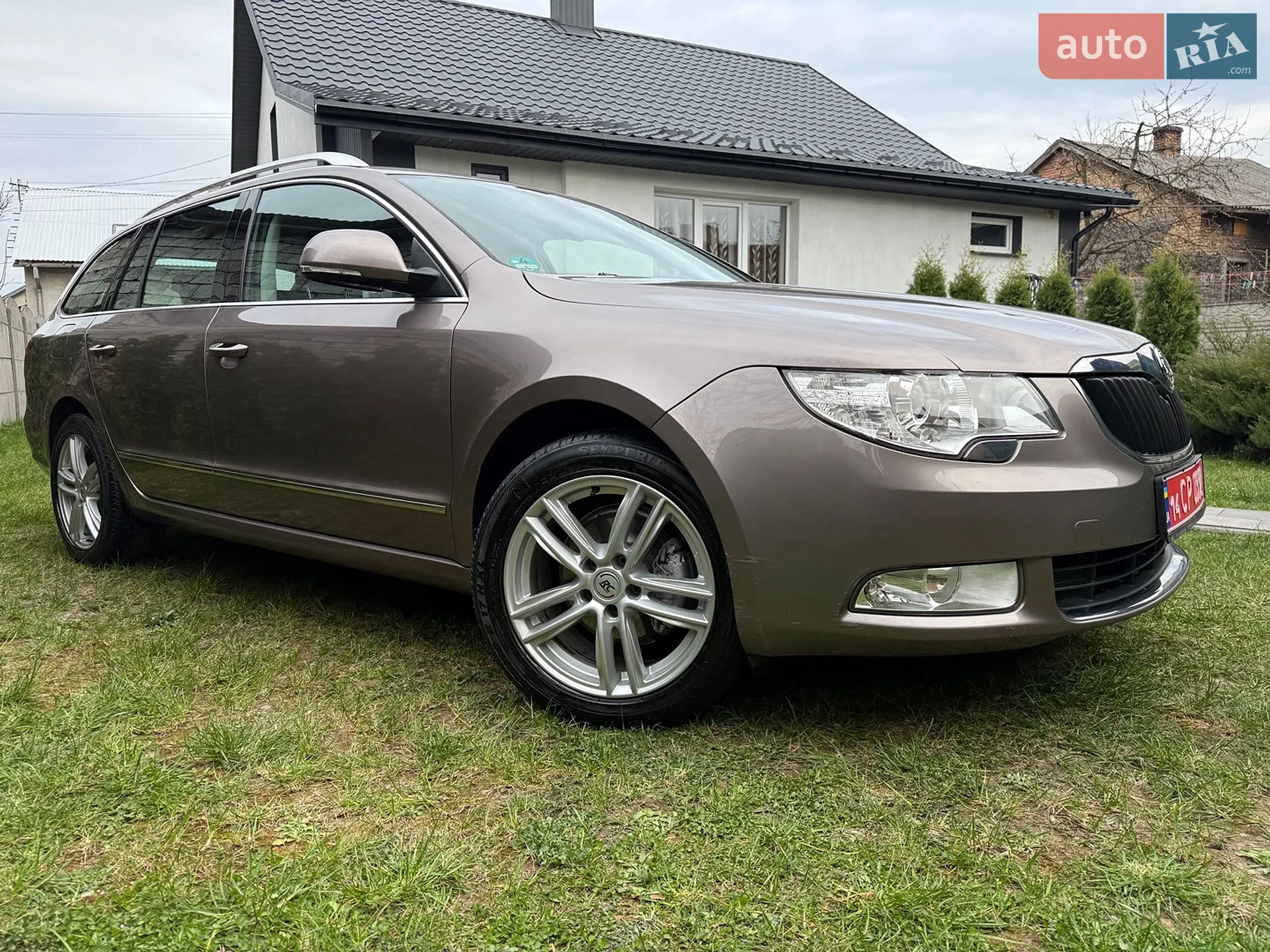 2010 Skoda Superb - мініатюра 26