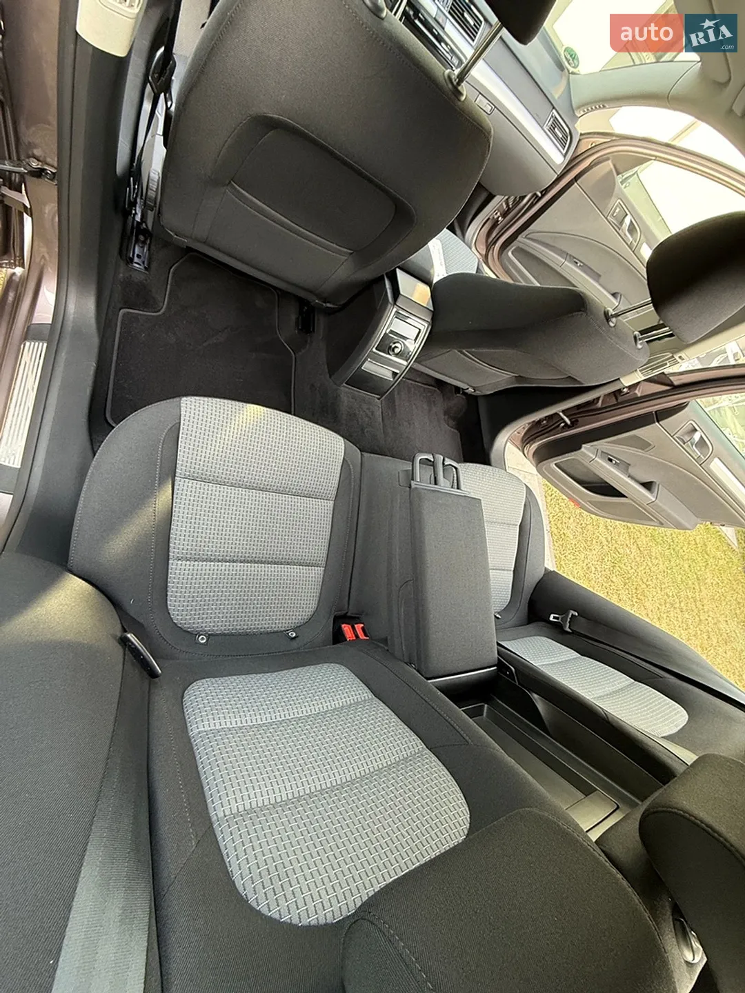 2010 Skoda Superb - мініатюра 43