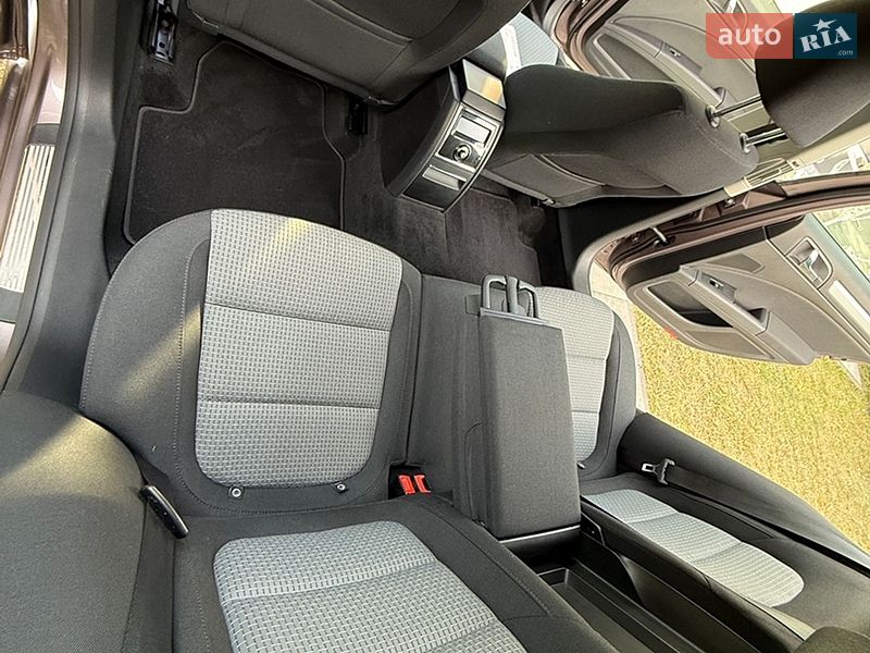 Универсал Skoda Superb 2010 в Рава-Русской