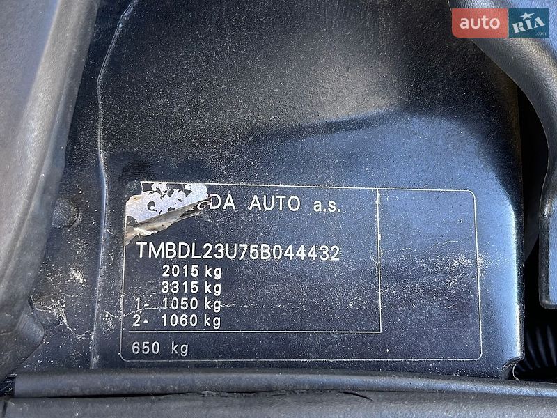 Ліфтбек Skoda Superb 2004 в Києві