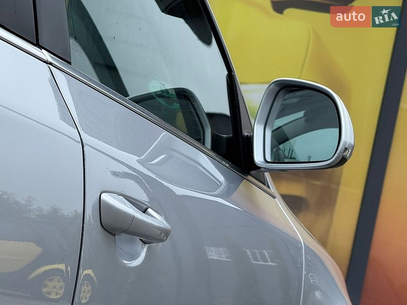 Универсал Skoda Superb 2012 в Стрые