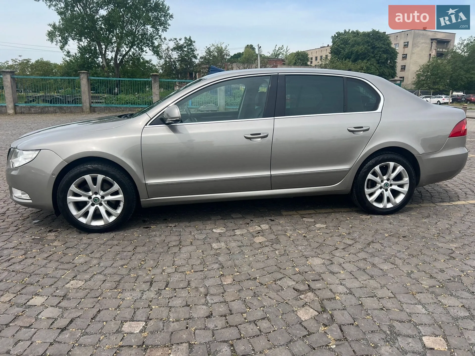 2012 Skoda Superb - мініатюра 7