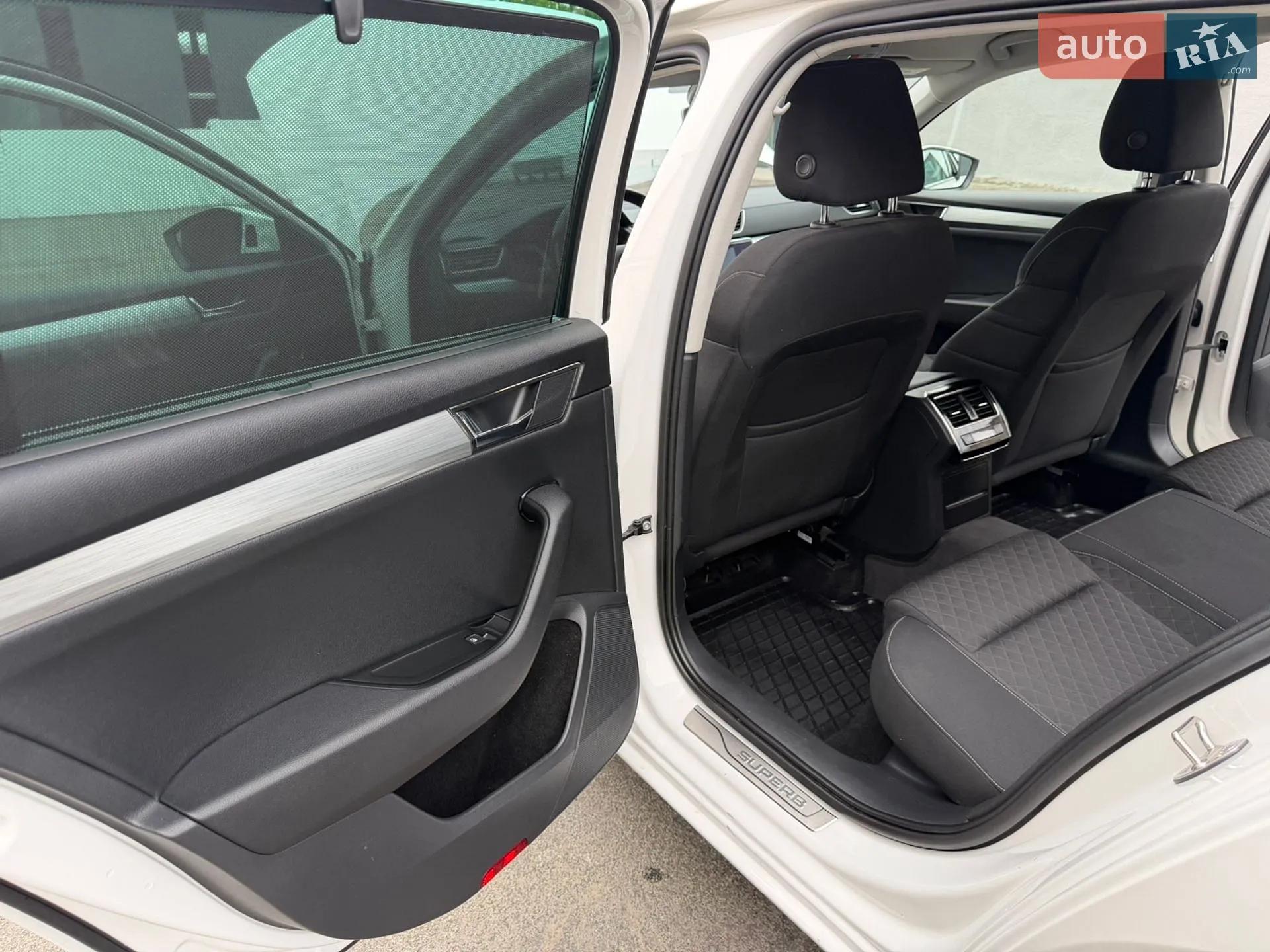 2020 Skoda Superb - мініатюра 20
