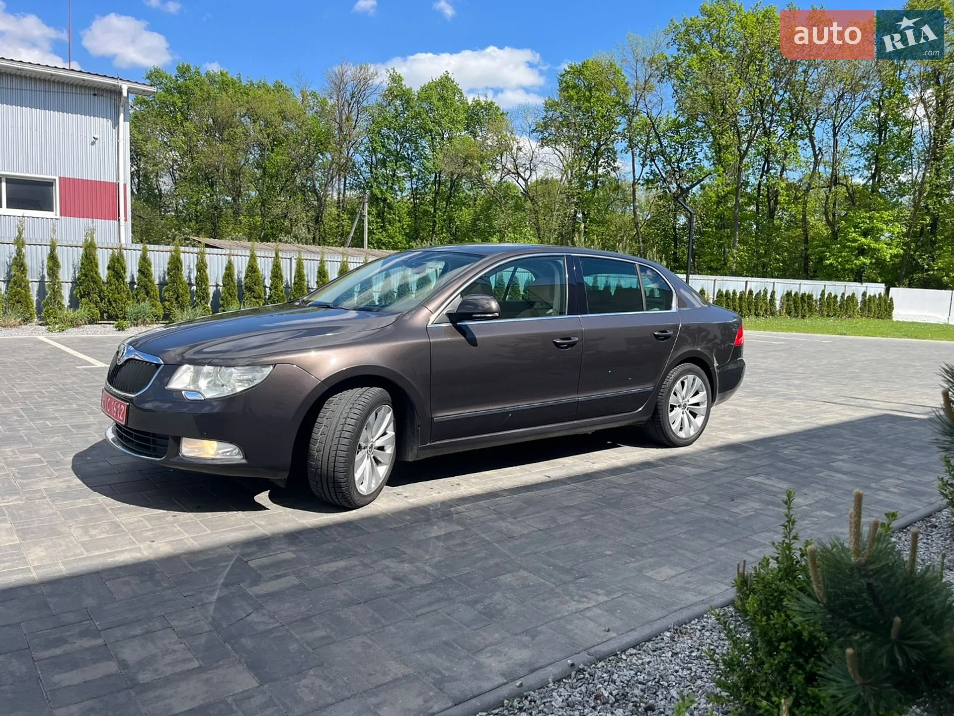 2010 Skoda Superb - мініатюра 11