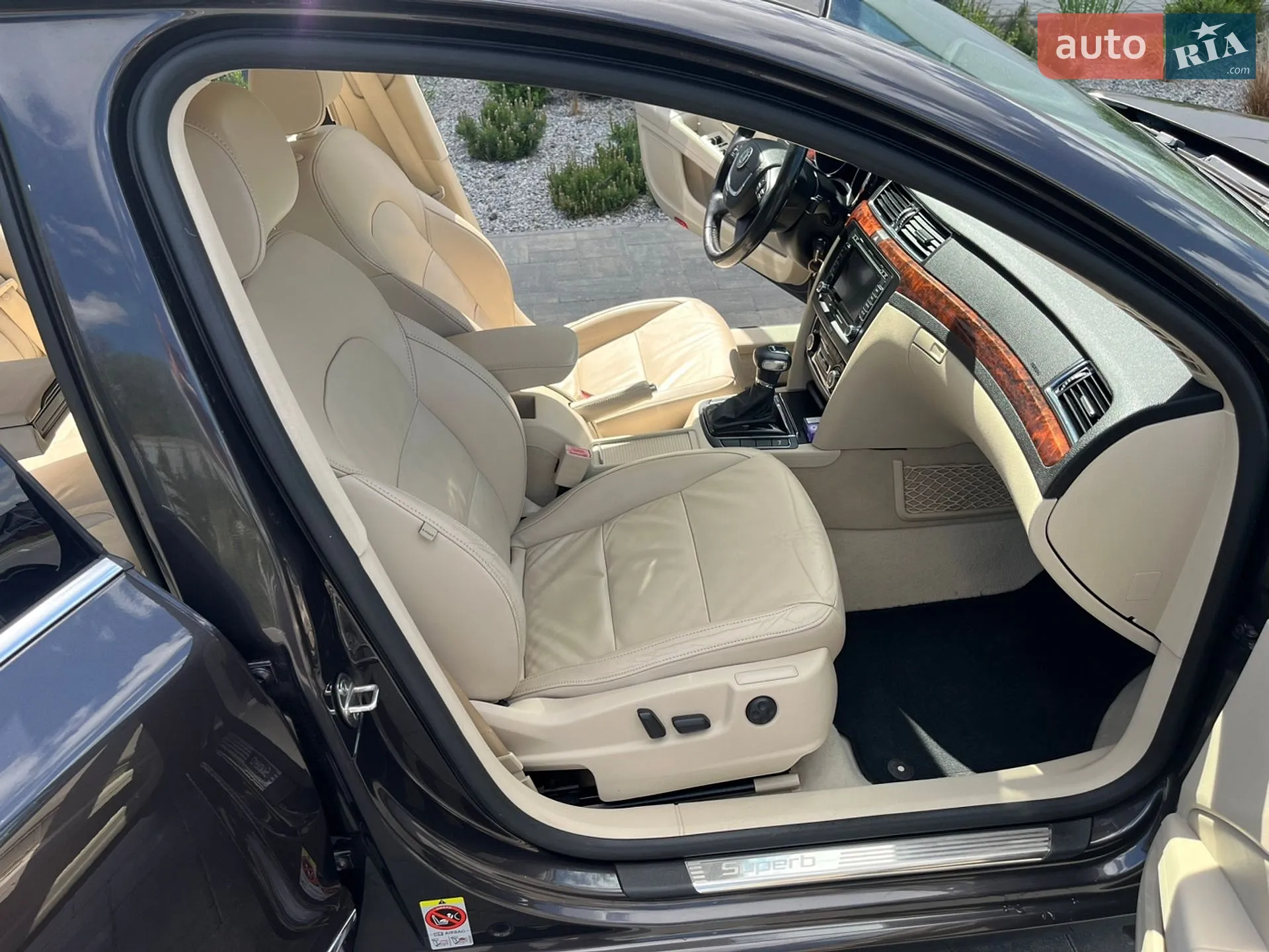 2010 Skoda Superb - мініатюра 22