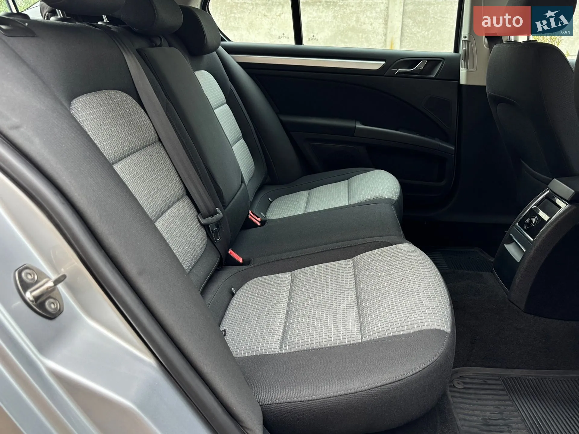 2012 Skoda Superb - мініатюра 53